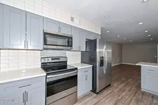 9301 W Glen Oaks Cir N, Sun City, AZ 85351 - Photo 11