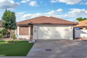 18204 N 18th Pl, Phoenix, AZ 85022 - Photo 1