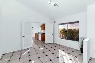 18204 N 18th Pl, Phoenix, AZ 85022 - Photo 7