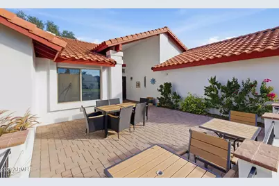 1338 E Sunburst Lane, Tempe, AZ 85284 - Photo 1