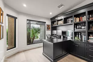 8720 E San Vicente Dr, Scottsdale, AZ 85258 - Photo 17