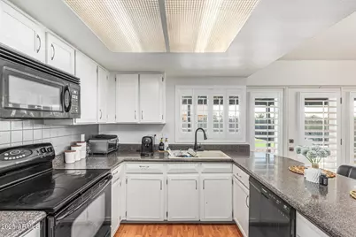 4119 N 88th Avenue, Phoenix, AZ 85037 - Photo 11