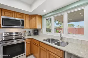 16 W Wood Dr, Phoenix, AZ 85029 - Photo 19