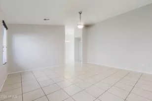 5629 S 11th Pl, Phoenix, AZ 85040 - Photo 7