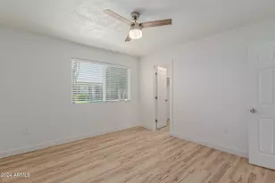 10935 W Santa Fe Dr, Sun City, AZ 85351 - Photo 23