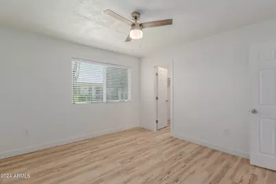 10935 W Santa Fe Drive, Sun City, AZ 85351 - Photo 23