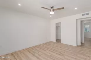 10935 W Santa Fe Dr, Sun City, AZ 85351 - Photo 19