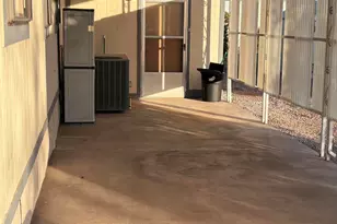 15802 S Gilbert Rd, Chandler, AZ 85225 - Photo 19