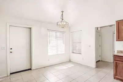 8016 W Whyman Avenue, Phoenix, AZ 85043 - Photo 11