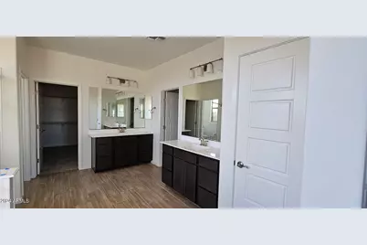 19201 W Missouri Avenue, Litchfield Park, AZ 85340 - Photo 9