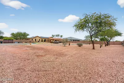 20007 W Mitchell Drive, Buckeye, AZ 85396 - Photo 43