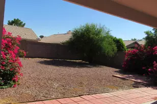 1013 W Sandra Ter, Phoenix, AZ 85023 - Photo 17