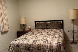 10643 W Snead Dr, Sun City, AZ 85351 - Photo 13