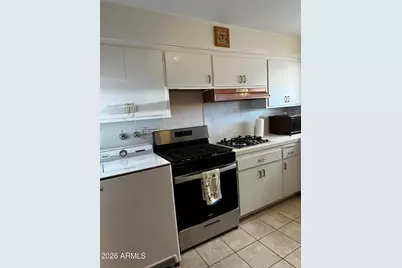 10643 W Snead Drive, Sun City, AZ 85351 - Photo 9