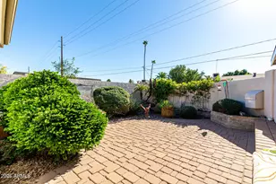 7733 E Harvard St, Scottsdale, AZ 85257 - Photo 35