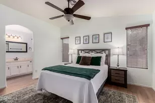 22063 N 35th Dr, Glendale, AZ 85310 - Photo 11