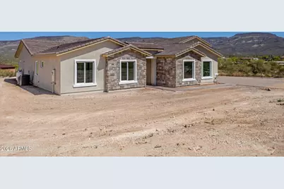 45315 N 18th Street, New River, AZ 85087 - Photo 3