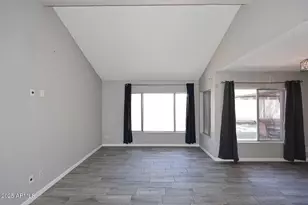 2416 W Caribbean Ln, Phoenix, AZ 85023 - Photo 17