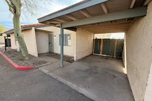 6541 N 67th Ave, Glendale, AZ 85301 - Photo 1