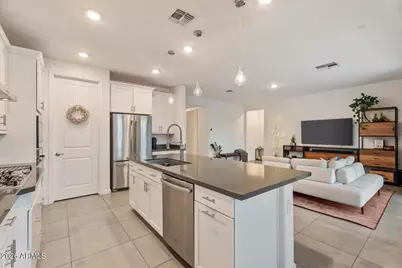 19934 W Glenrosa Avenue, Litchfield Park, AZ 85340 - Photo 7