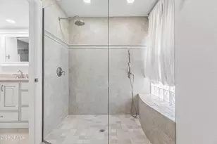 8084 E Del Laton Dr, Scottsdale, AZ 85258 - Photo 15