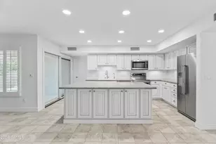 8084 E Del Laton Dr, Scottsdale, AZ 85258 - Photo 7