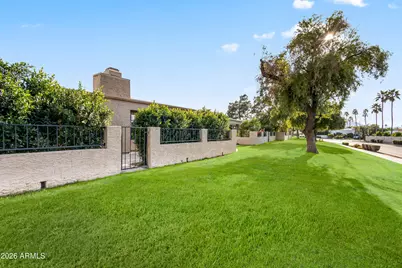 8084 E Del Laton Drive, Scottsdale, AZ 85258 - Photo 33