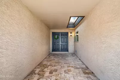 8084 E Del Laton Drive, Scottsdale, AZ 85258 - Photo 7