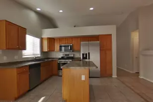 5521 N 103rd Dr, Glendale, AZ 85307 - Photo 5