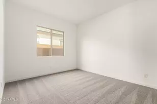 15832 W Desert Hollow Dr, Surprise, AZ 85387 - Photo 21