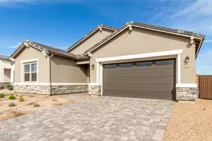 15832 W Desert Hollow Dr, Surprise, AZ 85387 - Photo 29