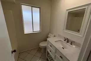 10551 W Prairie Hills Cir, Sun City, AZ 85351 - Photo 9