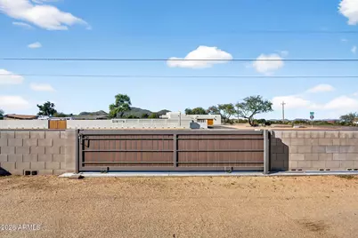 629 W Cloud Road, Phoenix, AZ 85086 - Photo 45