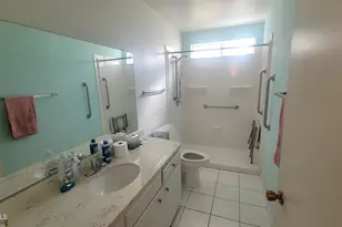 10438 W Cinnebar Ave, Sun City, AZ 85351 - Photo 5