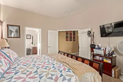 16101 W Latham Street, Goodyear, AZ 85338 - Photo 15