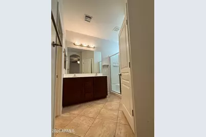 14641 W Hearn Road, Surprise, AZ 85379 - Photo 19