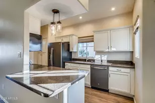 11333 N 92nd St, Scottsdale, AZ 85260 - Photo 5