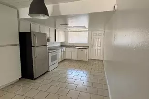 3315 W Loma Ln, Phoenix, AZ 85051 - Photo 13