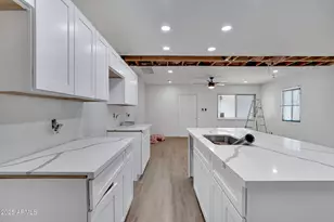 4619 N 13th Pl, Phoenix, AZ 85014 - Photo 9