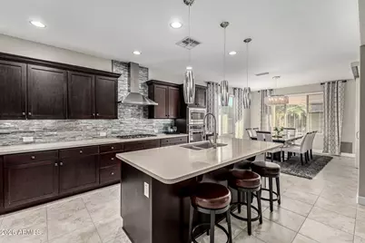 16723 W Alvarado Drive, Goodyear, AZ 85395 - Photo 7