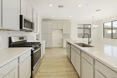 19027 W Rose Lane, Waddell, AZ 85355 - Photo 9