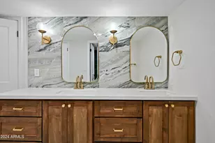 12212 N Paradise Vlg Pkwy S, Phoenix, AZ 85032 - Photo 19