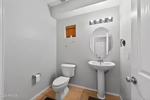 939 E Sourwood Dr, Gilbert, AZ 85298 - Photo 27