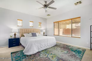 939 E Sourwood Dr, Gilbert, AZ 85298 - Photo 17