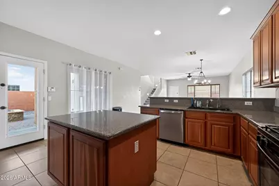 939 E Sourwood Drive, Gilbert, AZ 85298 - Photo 19