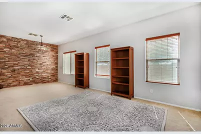 939 E Sourwood Drive, Gilbert, AZ 85298 - Photo 5