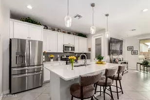 18349 W Skyline Ct, Surprise, AZ 85374 - Photo 9