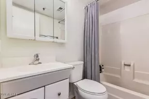 7474 E Earll Dr, Scottsdale, AZ 85251 - Photo 13