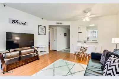 7474 E Earll Drive #205, Scottsdale, AZ 85251 - Photo 3