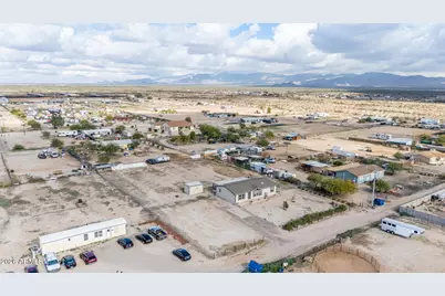 29624 W Polk Street, Buckeye, AZ 85396 - Photo 33